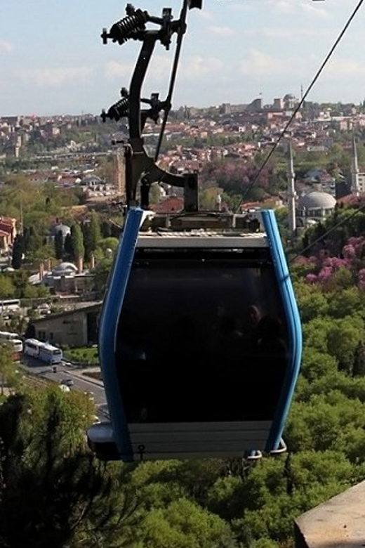 Istanbul: Bosphorus Cruise and Golden Horn Bus Tour - The 1.5-hour Bosphorus cruise and why Rumeli Fortress matters