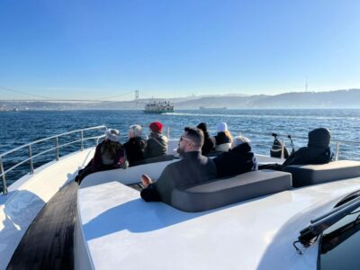 Istanbul: Bosphorus Cruise with Stopover on the Asian Side - Getting Oriented: Dolmabahçe and the European Waterfront Start