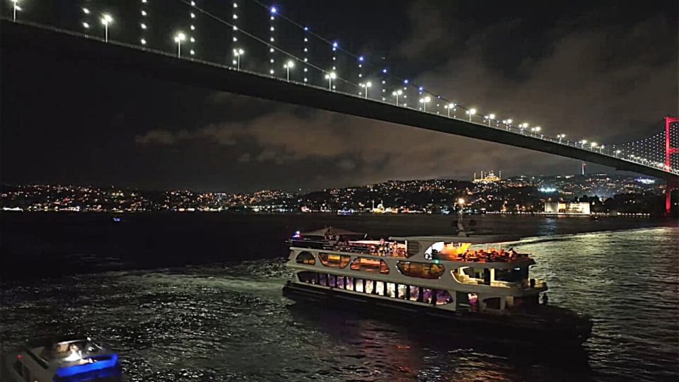 Istanbul: Bosphorus Dinner Cruise with Drinks & Turkish Show - Key Things to Know Before You Go