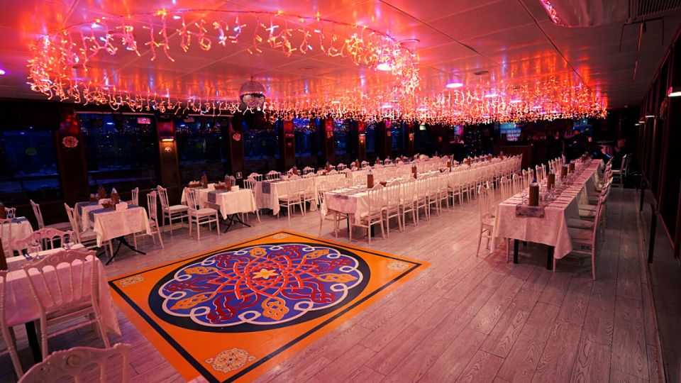 Istanbul: Bosphorus Dinner Cruise with Drinks & Turkish Show - What Happens During the 3-Hour Cruise (and Why the Timing Works)