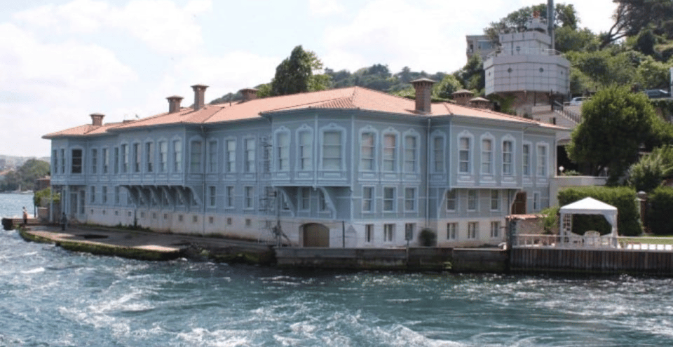 Istanbul: Bosphorus Morning Cruise with Breakfast - Time, Waiting, and What 3 Hours Really Means