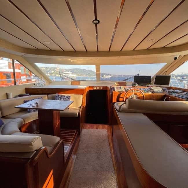 Istanbul: Bosphorus Morning or Sunset Yacht Tour with Snacks - Key highlights to look forward to