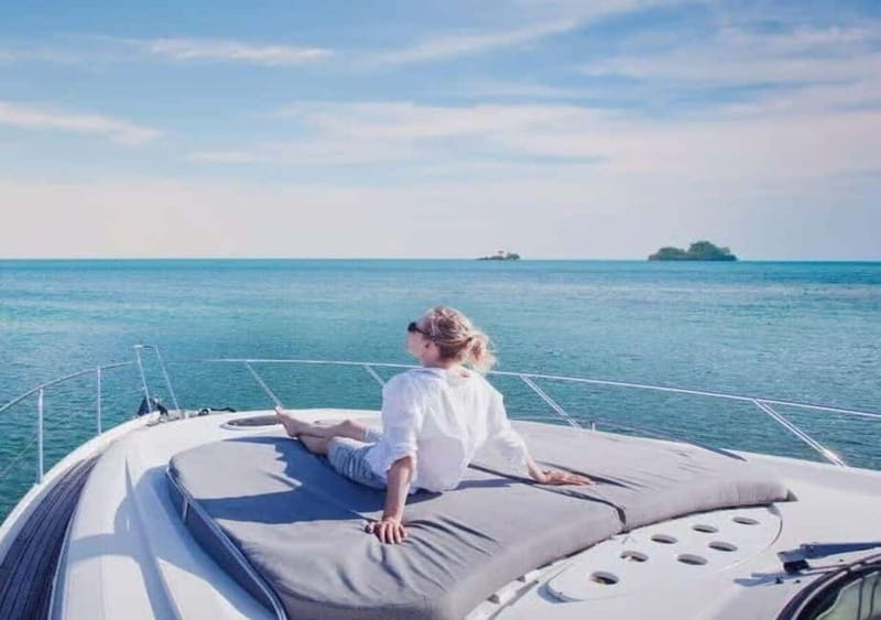Istanbul: Bosphorus Morning or Sunset Yacht Tour with Snacks - Getting to Kabataș Vapur İskele: Meeting Point Reality Check