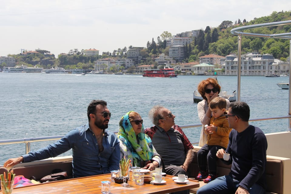 Istanbul: Bosphorus Strait and Black Sea Lunch Cruise - Why This 5-Hour Lunch Cruise Works (Even If You’ve Seen Istanbul Before)