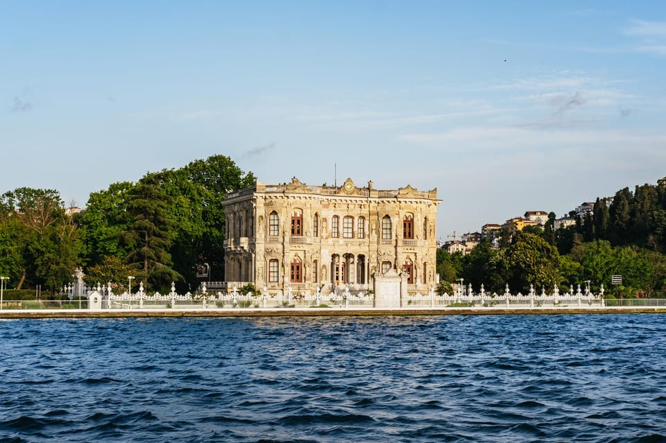 Istanbul: Bosphorus Sunset Cruise on a Luxury Yacht - Bosphorus Bridge and Galatasaray Island: the connection landmark