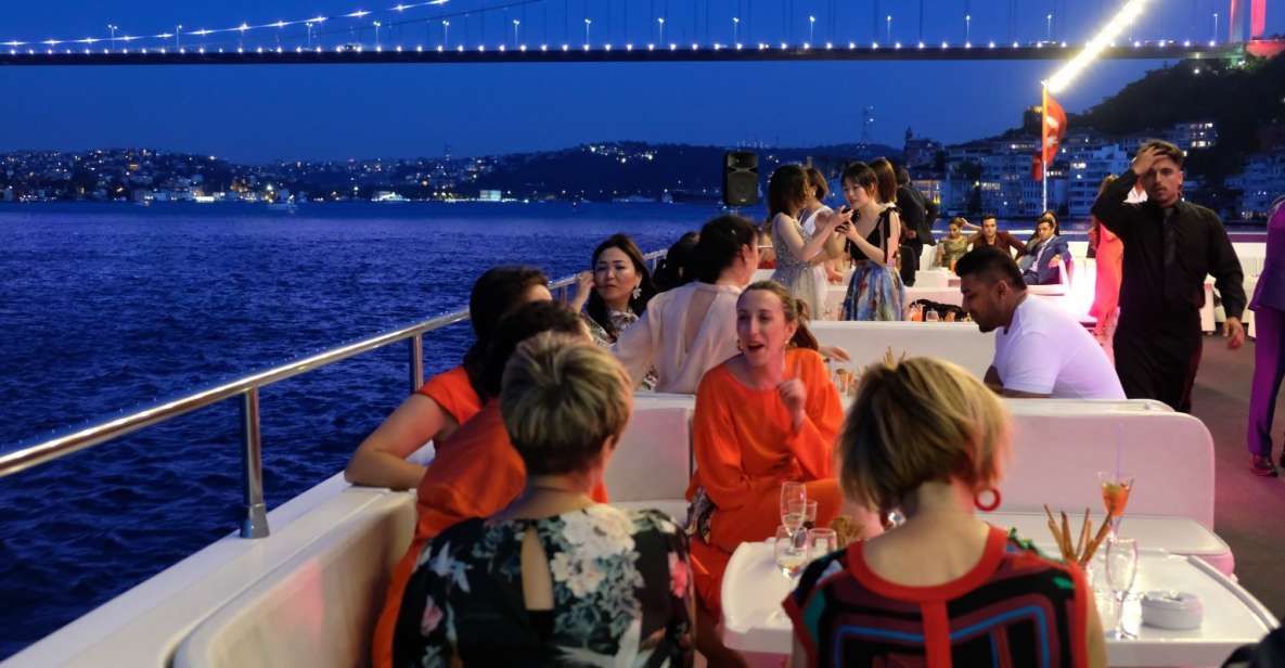 Istanbul: Bosphorus Sunset Cruise with Dinner - Key things to know before you go