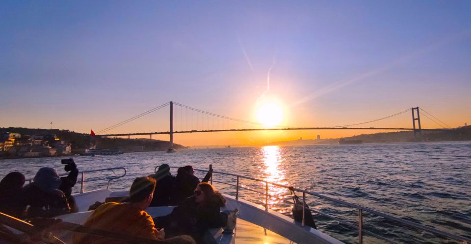 Istanbul: Bosphorus Sunset Cruise with Dinner - What you’ll see on the European side: Galataport to the Golden Horn