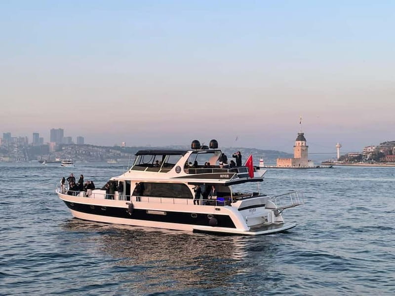 Istanbul: Bosphorus Sunset or Night Yacht Cruise & Transfers - Sunset or Night Yacht Cruise: What Actually Changes