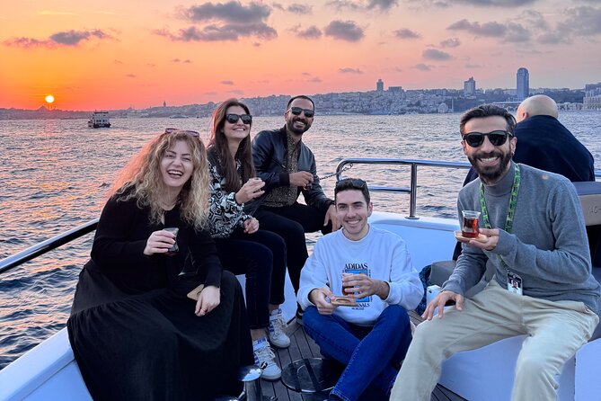 Istanbul Bosphorus Sunset Yacht Cruise - Quick highlights you’ll actually care about