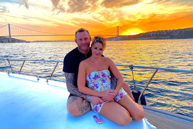 Istanbul Bosphorus Sunset Yacht Cruise With Live Guide And Snacks - Galata Tower and the in-between landmarks: why the host’s script matters