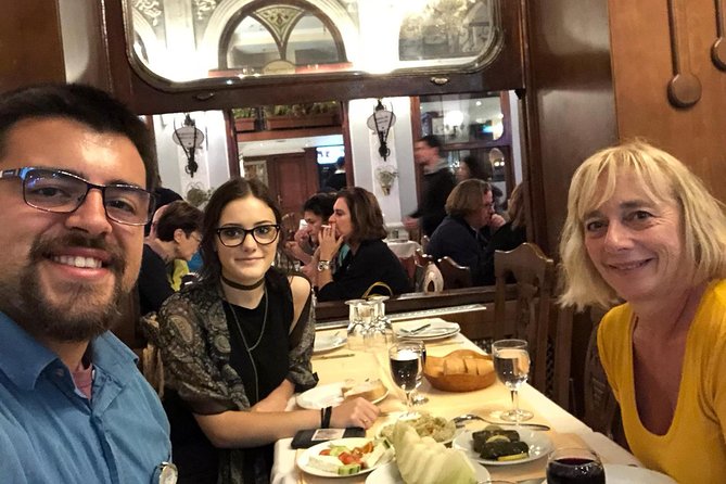 Istanbul by Night: Dining Out in a Turkish Way - Raki time: anise-flavored aperitif and group customs