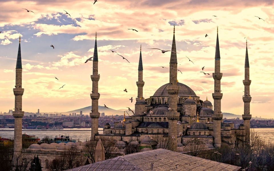 Istanbul: Byzantine and Ottoman Relics Tour with Local Guide - The Old City game plan: why this route works