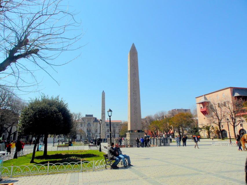 Istanbul: Byzantine and Ottoman Relics Tour with Local Guide - Grand Bazaar and lunch: shopping without losing the plot