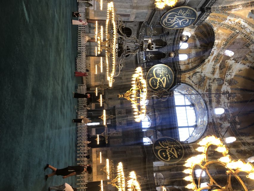 Istanbul: City Highlights Group Tour with Hagia Sophia Entry - Spice Bazaar (Mısır Çarşısı): finish with taste, not just shopping