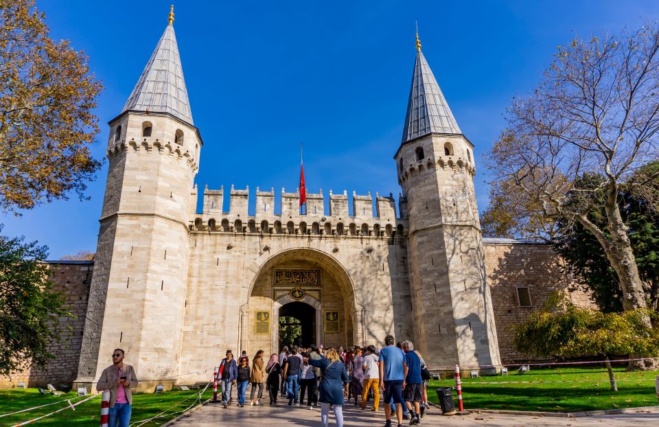 Istanbul City Walk: Blue Mosque, Old Town & Hippodrome - Why This 1.5-Hour Sultanahmet Walk Feels Worth It