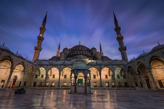 Istanbul Classics and Highlights: Full Day with Lunch - Entering Hagia Sophia: from church to mosque to museum (back again)