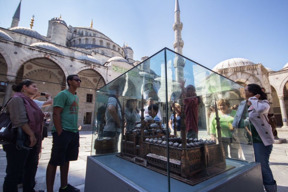 Istanbul Classics Tour - Blue Mosque: Iznik Tiles, Six Minarets, and Friday Rules