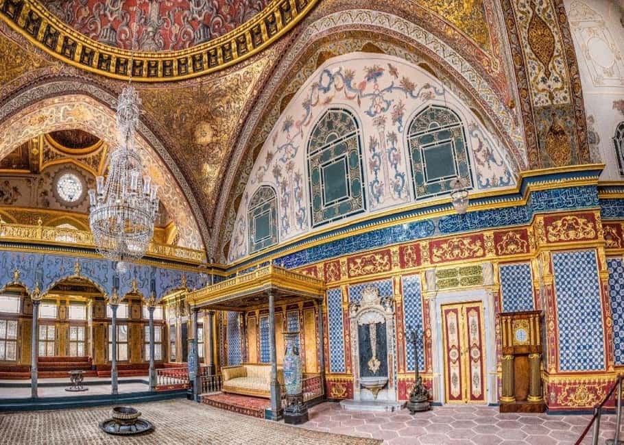 Istanbul Combo: Topkapi Palace & Basilica Cistern - Audio guides: how to use them without wasting your time