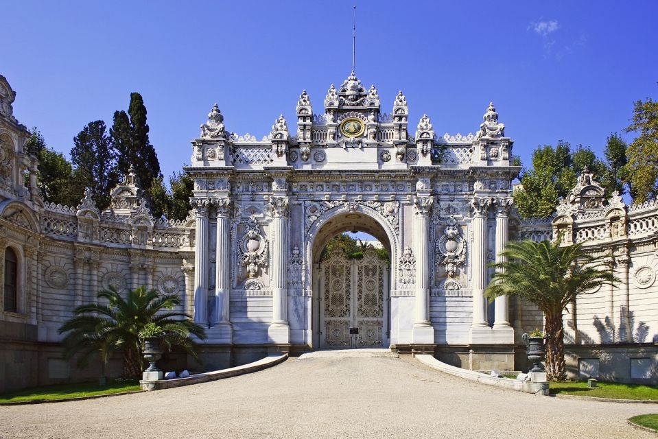 Istanbul: Dolmabahce Palace and Grand Bazaar Tour - Dolmabahce Palace: Ottoman power on the Bosphorus