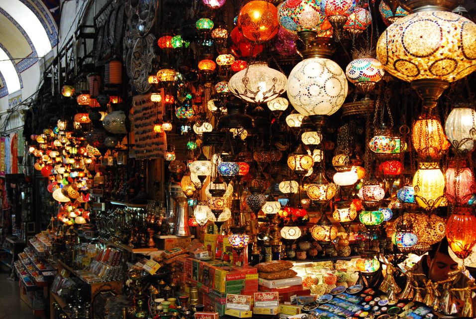 Istanbul: Dolmabahce Palace and Grand Bazaar Tour - The 4-hour format: best for focus, not lingering