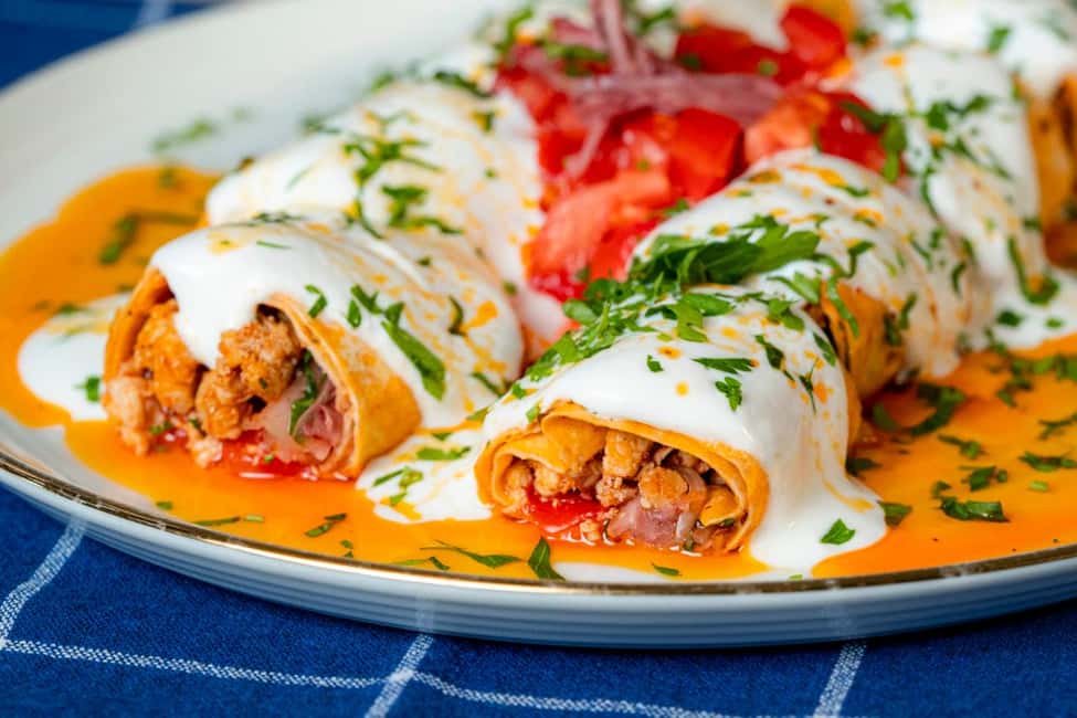 Istanbul: Eat Like a Turk with a Local Guide - The Market Stop (20 Minutes): Build Your Turkish Flavor Map Fast