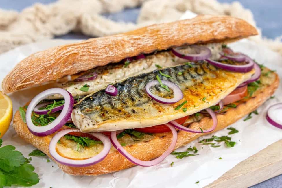 Istanbul: Eat Like a Turk with a Local Guide - Starting at Atatürk Square: Meeting Point, Timing, and Walking Pace