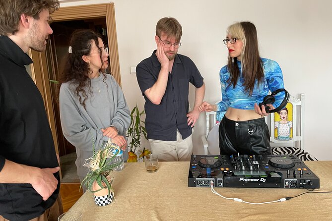 Istanbul Electronic Music and Culture Workshop From Local DJ - Getting There: Acıbadem (Kadıköy) Home Base and How the Session Flows