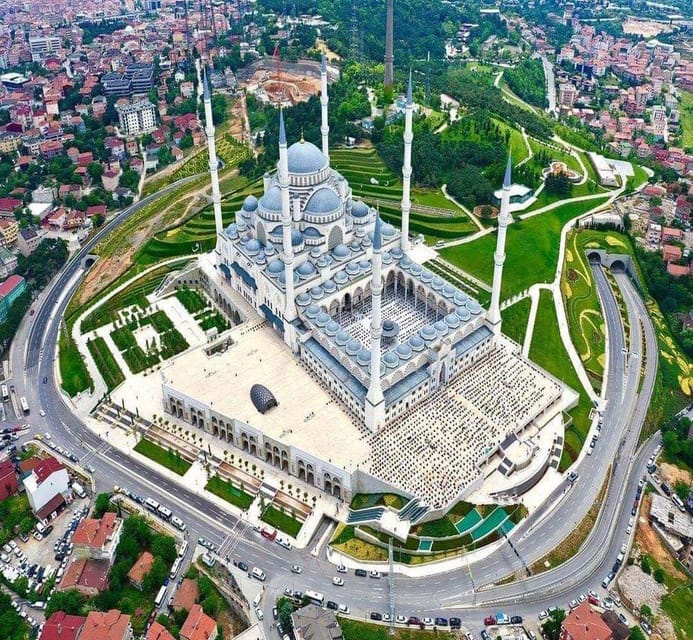 Istanbul Europe&Asian Sides Full Day Tour-with Boat & Lunch - Price and Value: Is $104 Actually Fair?