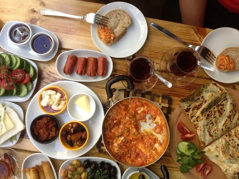 Istanbul: Explore Istanbul Asian Continent - From Sultanahmet to Kadıköy: How the Day Sets You Up
