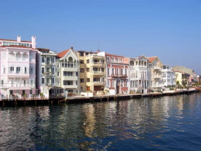 Istanbul: Explore Istanbul Asian Continent - Turkish Breakfast and Kadıköy Fruit Market: Taste Before You Tour
