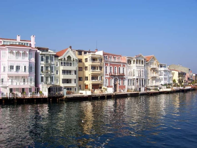 Istanbul: Explore Istanbul Asian Continent - Turkish Breakfast and Kadıköy Fruit Market: Taste Before You Tour
