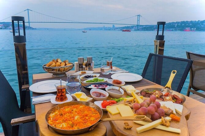 Istanbul Food Escape : Ferry to the Flavors of the Asian Side - A 5-Hour Food Route From Spice Bazaar to the Asian Side