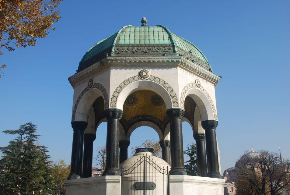 Istanbul Full Day Byzantine & Ottoman Traces Tour - Topkapi Palace and the Harem section: where power lived