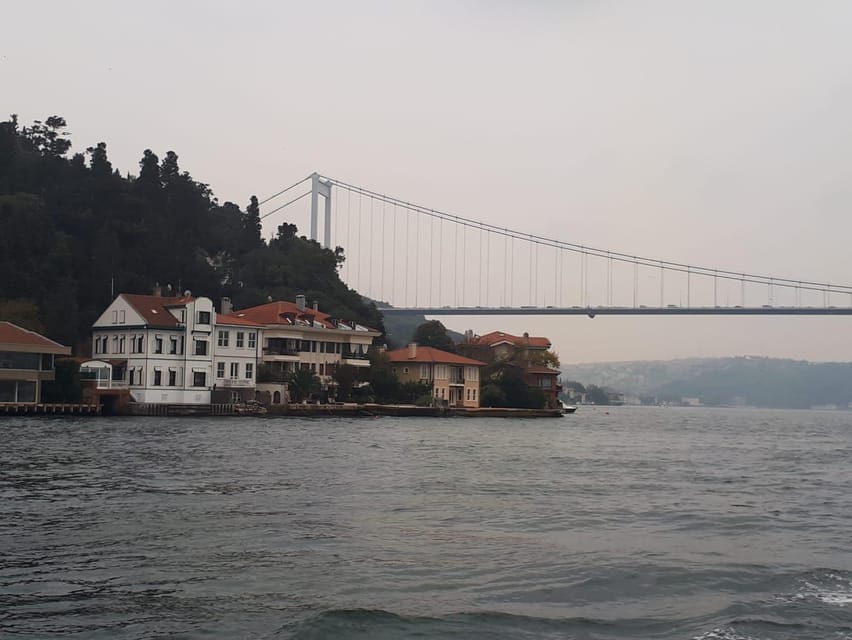 Istanbul: Full-Day City Tour with Bosphorus Cruise and Lunch - Key things you’ll notice on this Istanbul day