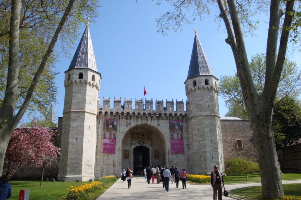 Istanbul: Full-Day Guided Tour of the Old City - Hippodrome Relics: The Constantinople Circus You Can Still Read