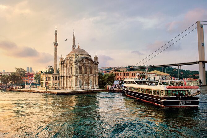 Istanbul Full day Private English Guided Old City Tour - Topkapi Palace: holy relics, imperial treasure, and garden-time you’ll appreciate