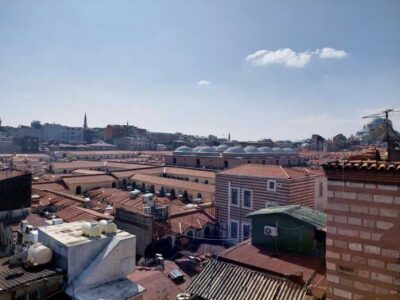 Istanbul Grand Bazaar: From Rooftops to the Secret Passages - Choosing Your Starting Point: Constantine, Çemberlitaş, or Nuruosmaniye Mosque