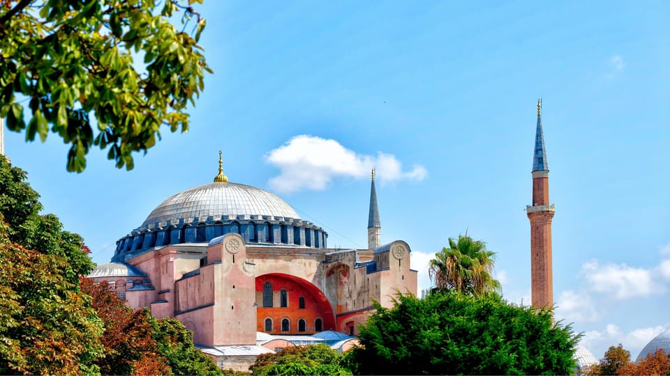Istanbul: Hagia Sophia Guided Tour with Expert Guide - The guide “support for life” angle: marketing, but also a practical backup