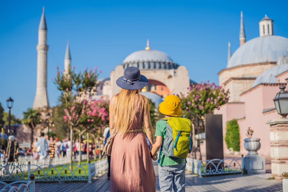 Istanbul: Hagia Sophia Skip-the-Line Ticket with Live Guide - Entering through the separate entrance: how the experience starts