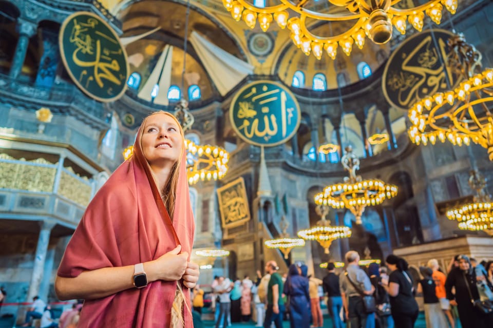 Istanbul: Hagia Sophia Skip-the-Line Ticket with Live Guide - Inside the dome and mosaics: what the guide helps you notice
