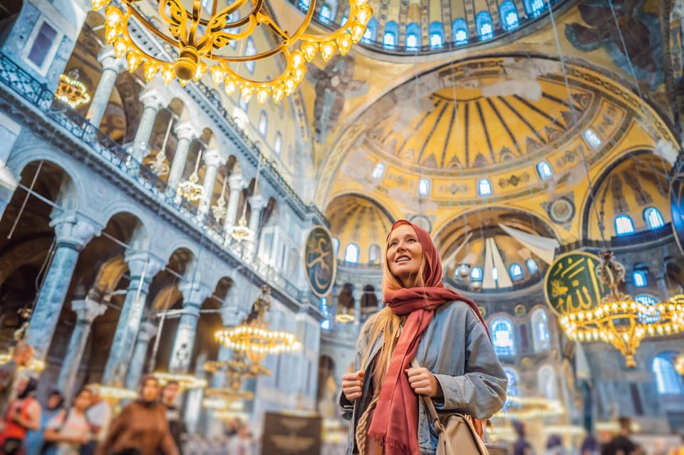 Istanbul: Hagia Sophia Skip-the-Line Ticket with Live Guide - Audio guide and headsets: small tech that saves your attention