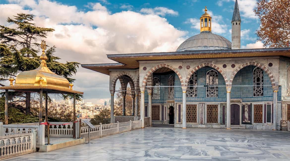 Istanbul: Hagia Sophia & Topkapi Palace Combo Ticket - Getting There Without Stress: Meeting the Host at City Windows