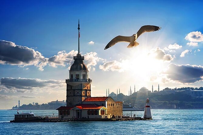 Istanbul Highlights Bosphorus Stops 1 +2 (Europe + Asia) - Asia-side lunch: a scenic break with its own risk