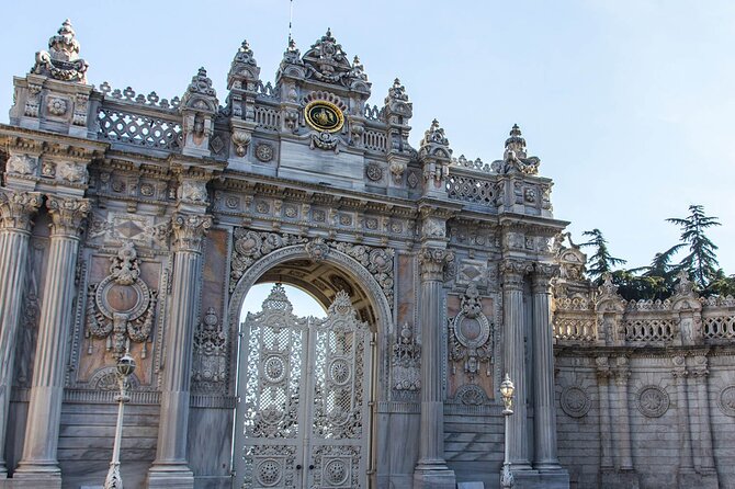 Istanbul Islamic Heritage Tour: Sacred Tombs & Eyup Sultan Mosque - Stop 2: Eğrikapı Through Balat and Egrikapi’s Historic Texture