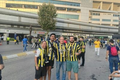 Istanbul: Live a football game and Turkish passion like a Local - The pre-match fan scene: where the culture starts