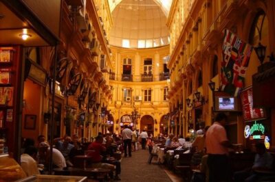 Istanbul Modern City - Galata & Pera & Taksim Guided Walking Tour - Churches on the route: St Anthony of Padua and Santa Maria Draperis