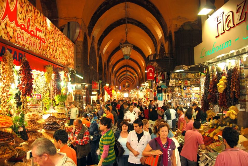 Istanbul: Morning Bosphorus Boat Tour with Spice Bazaar - Spice Bazaar: Egyptian Market, scent-led strolling, and what you can actually do