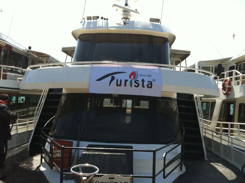 Istanbul: Morning Bosphorus Boat Tour with Spice Bazaar - What this tour is best for (and who might not love it)