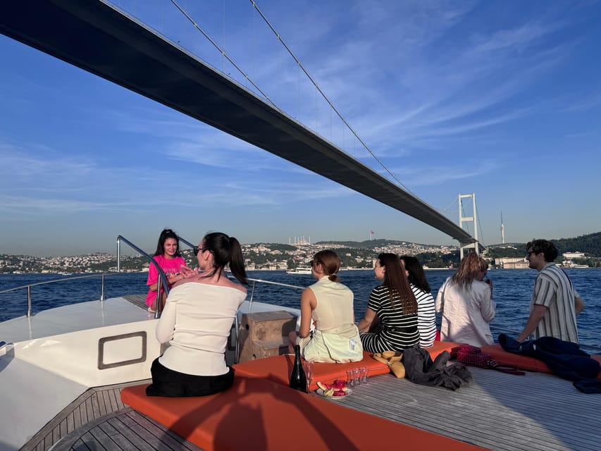 Istanbul: Morning or Sunset Cruise with Guide and Snacks - Morning versus sunset: what changes and how to choose