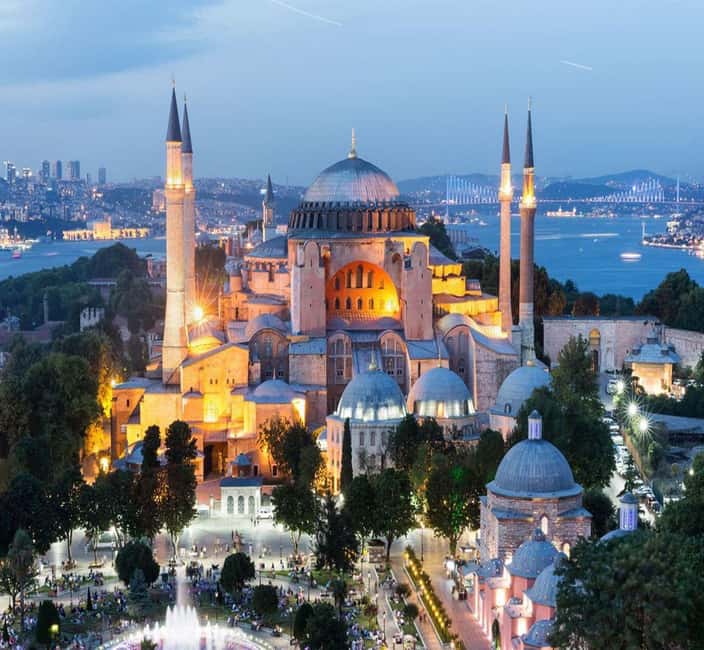 Istanbul Old City Full Day Tour - Starting at the Hippodrome: a quick way to get your bearings